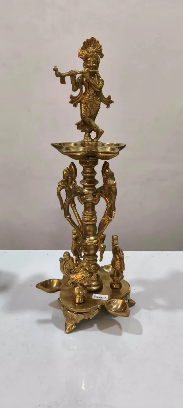 Brass_Traditional_Krishna_Decorative_Oil_Lamp