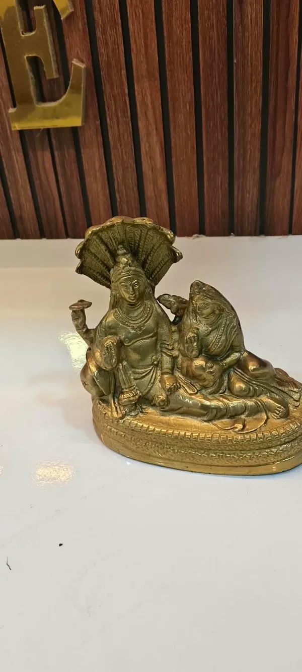 Gold_Tone_Vishnu_Lakshmi_Idol