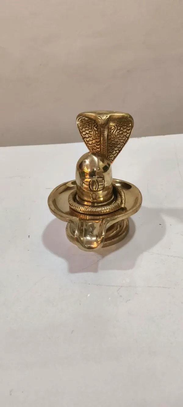 Brass_Religious_Cobra_Shivling_Idol
