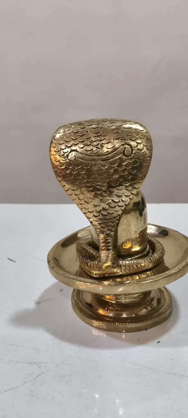 Brass_Religious_Cobra_Shivling_Idol
