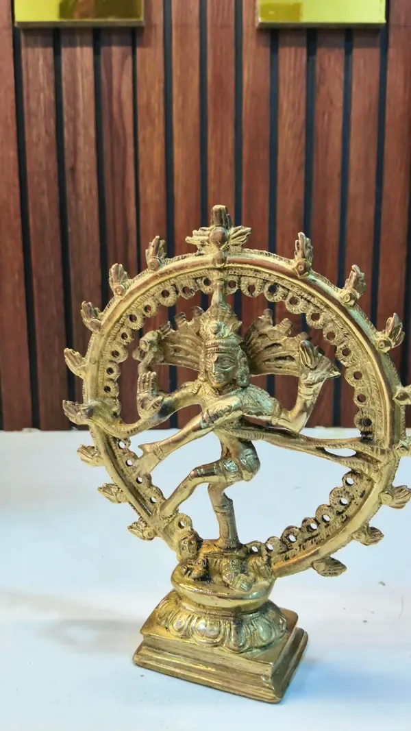 Metal_Traditional_Nataraja_Dancing_Shiva_Idol