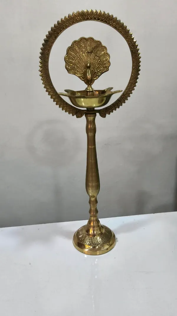 Brass_Traditional_Peacock_Design_Standing_Diya_Lamp