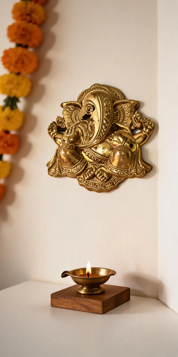 Gold_Tone_Traditional_Ganesha_Decorative_Wall_Plaque
