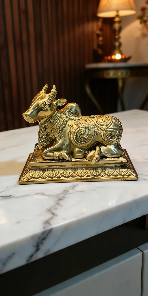Gold_Finish_Nandi_Bull_Decorative_Idol
