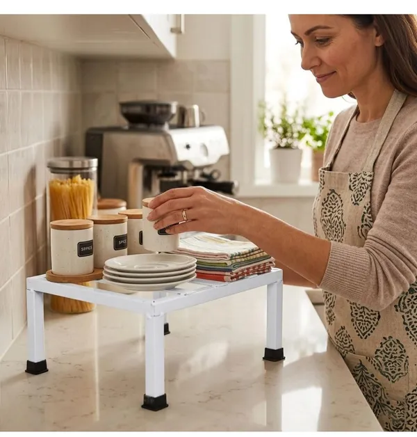 White_Modern_Metal_Plant_Stand