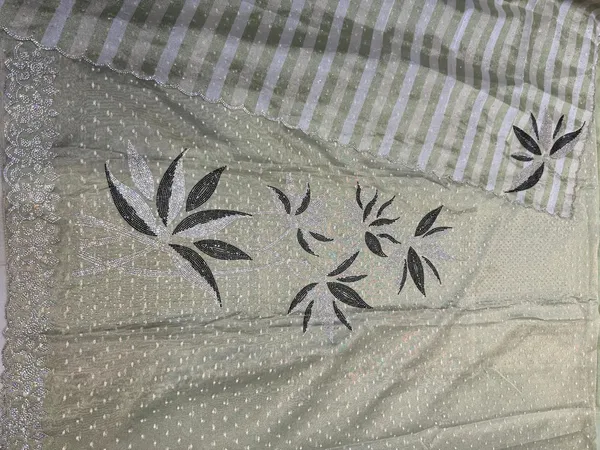Grey_Embroidered_Saree_for_Women