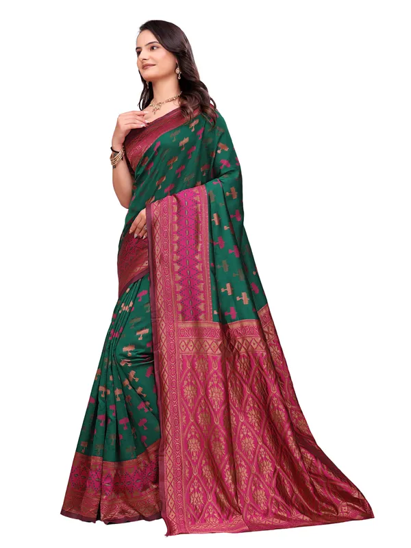 Green_Printed_Saree_for_Women