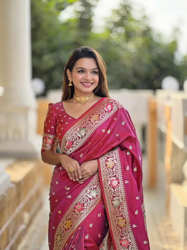 Magenta_Silk_Saree_for_Women