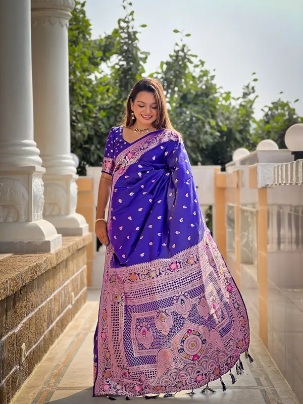 Purple_Woven_Floral_Border_Saree_for_Women