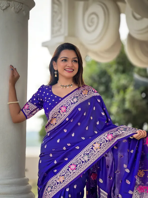 Purple_Woven_Floral_Border_Saree_for_Women