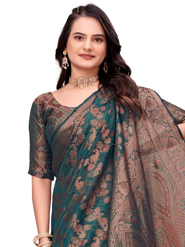 Green_Silk_Blend_Floral_Saree_for_Women