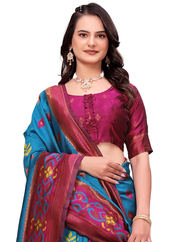 Blue_Printed_Saree_for_Women