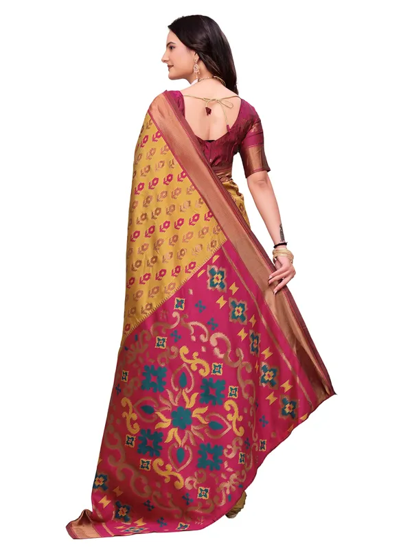 Mustard_Traditional_Printed_Saree_for_Women