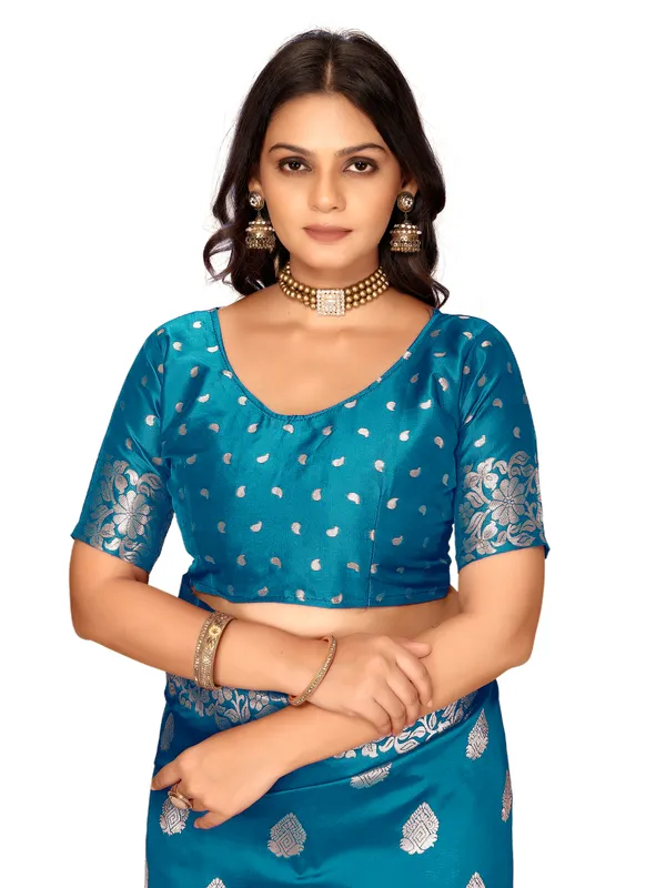 Blue_Ethnic_Saree_for_Women