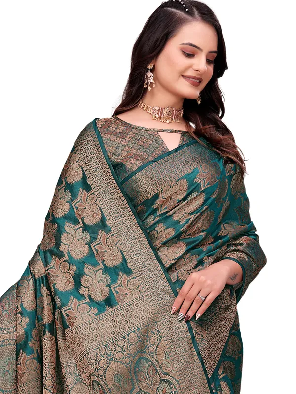 Green_Floral_Woven_Saree_For_Women