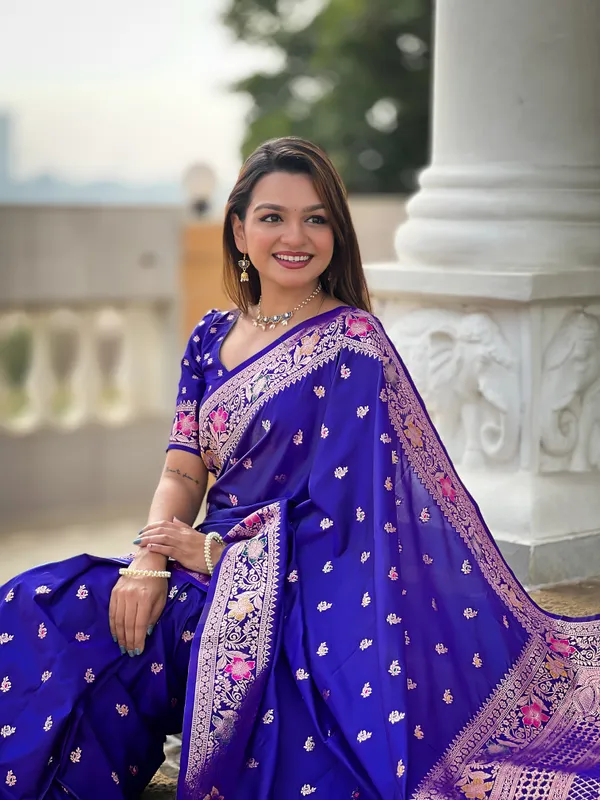 Purple_Woven_Floral_Border_Saree_for_Women