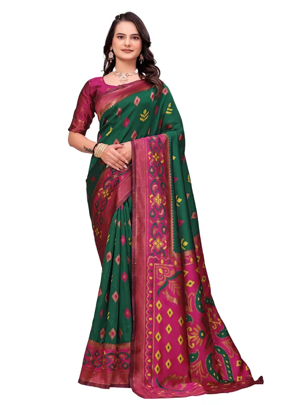 Green_Printed_Traditional_Saree_for_Women