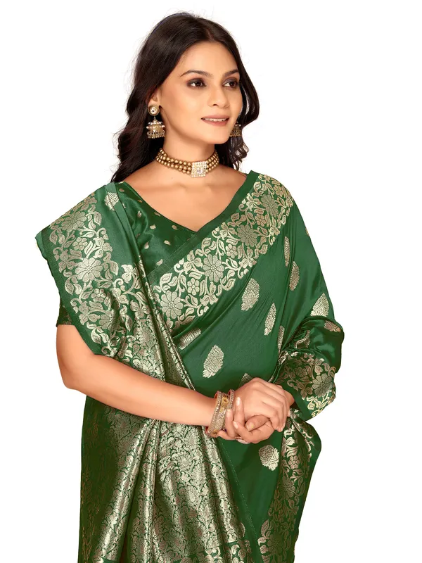 Green_Woven_Zari_Buti_Saree_for_Women