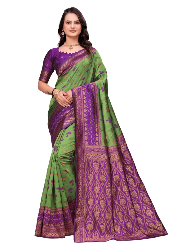 Green_Silk_Blend_Traditional_Saree_for_Women