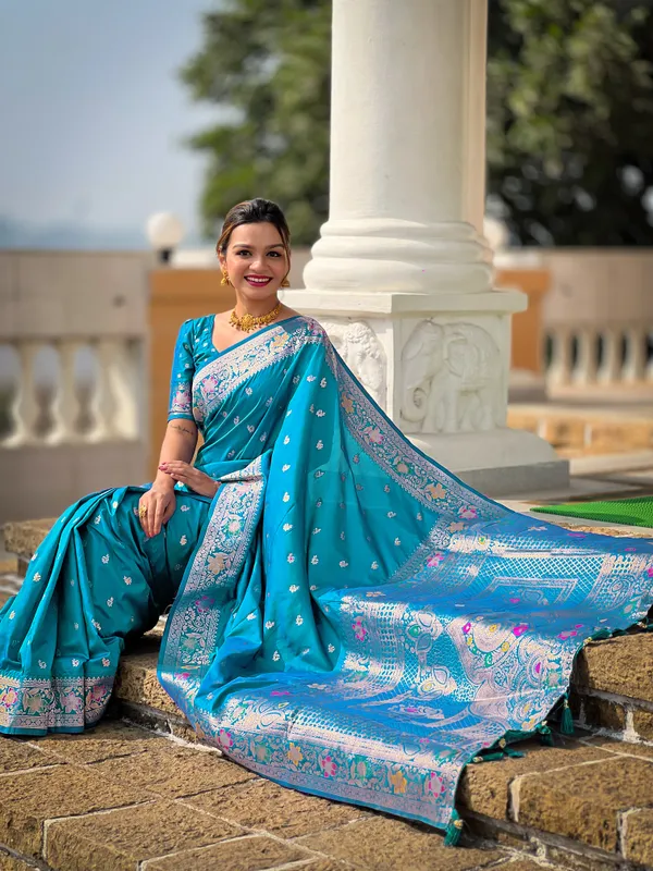 Turquoise_Printed_Saree_for_Women