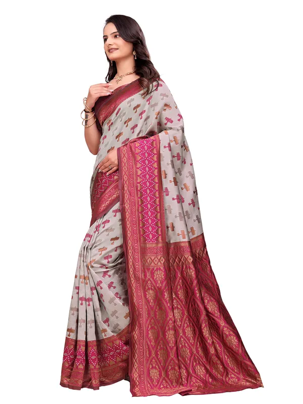 Grey_Printed_Saree_For_Women