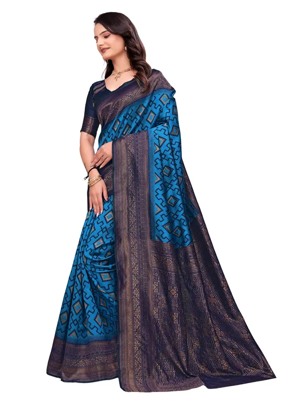 Blue_Geometric_Print_Saree_for_Women