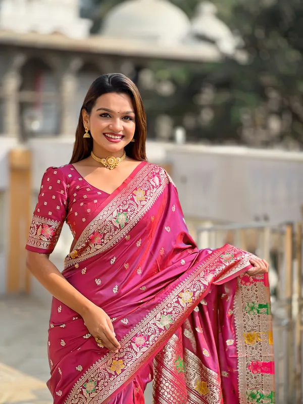 Magenta_Silk_Saree_for_Women