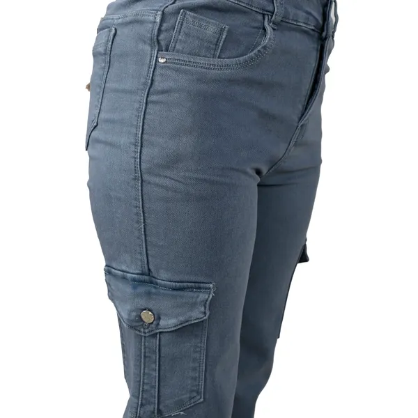 Grey_Denim_Straight_Fit_Cargo_Jeans_For_Women