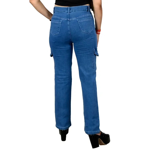 Blue_Denim_Straight_Fit_Jeans_For_Women
