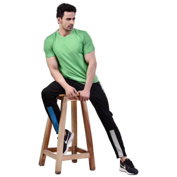 Green_Dryfit_Regular_Fit_T-Shirt_For_Men