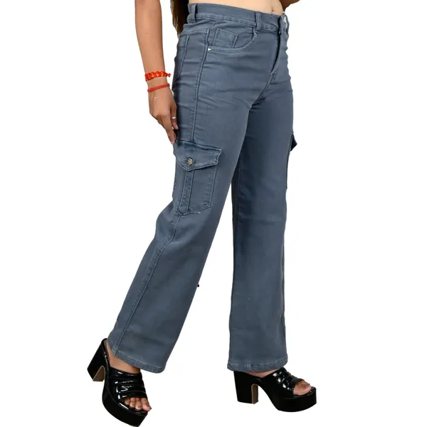 Grey_Denim_Straight_Fit_Cargo_Jeans_For_Women