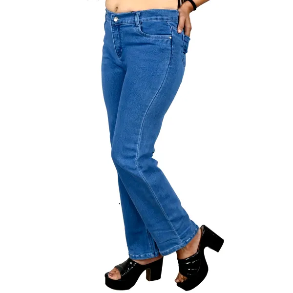 Blue_Denim_Straight_Fit_Jeans_For_Women