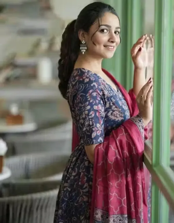 Navy_And_Pink_Rayon_Printed_Anarkali_Kurta_Set_For_Women