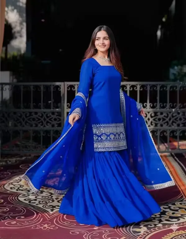 Blue_Georgette_Embroidered_Anarkali_Suit_Set_For_Women