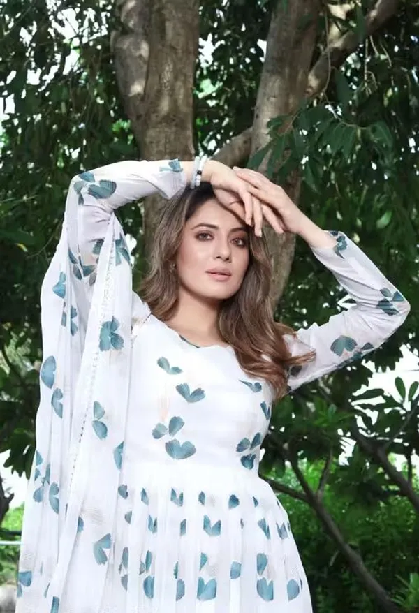 White_Georgette_Printed_Anarkali_Dress_With_Dupatta_For_Women