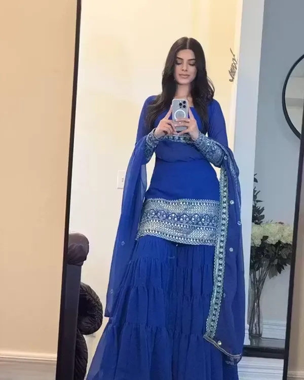 Blue_Georgette_Embroidered_Anarkali_Suit_Set_For_Women
