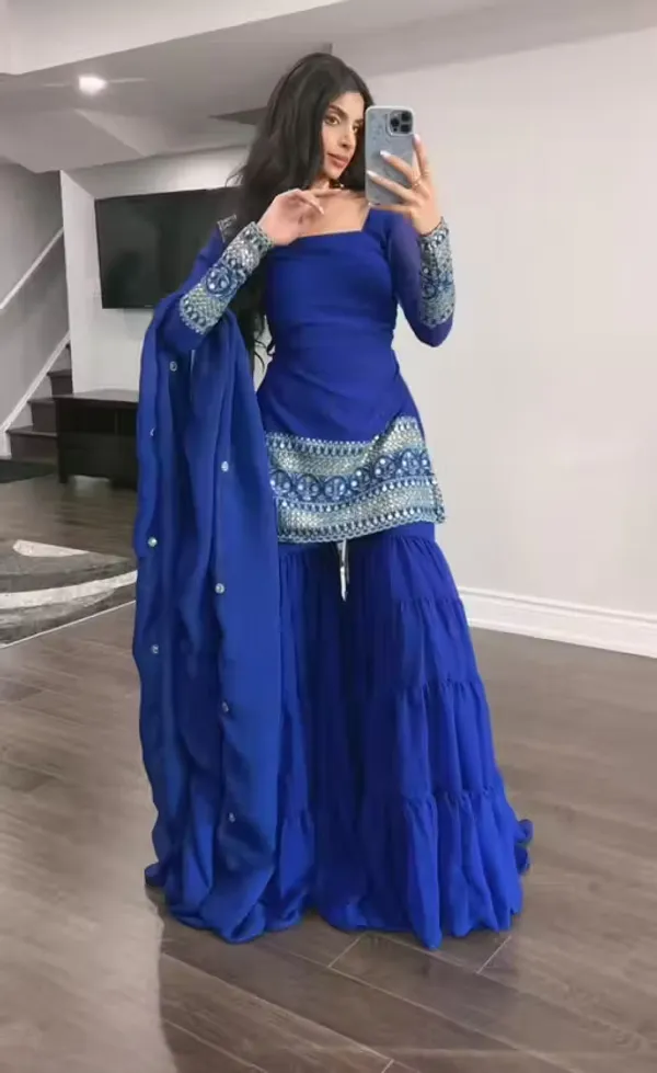 Blue_Georgette_Embroidered_Anarkali_Suit_Set_For_Women