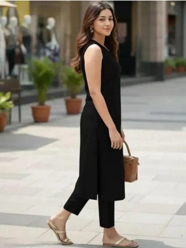Black_Cotton_Silk_Sleeveless_Straight_Kurta_With_Bottomwear_For_Women