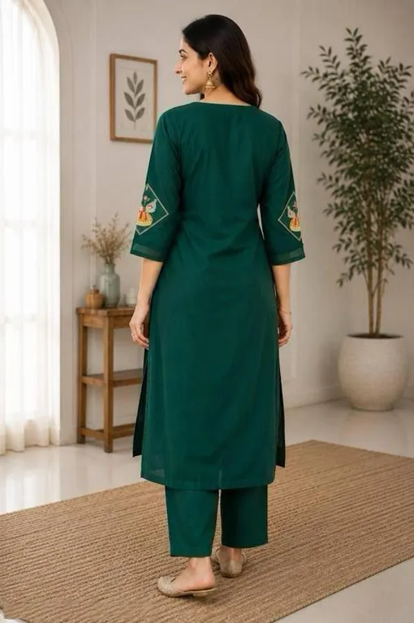 Green_Cotton_Silk_Straight_Kurta_With_Bottomwear_For_Women
