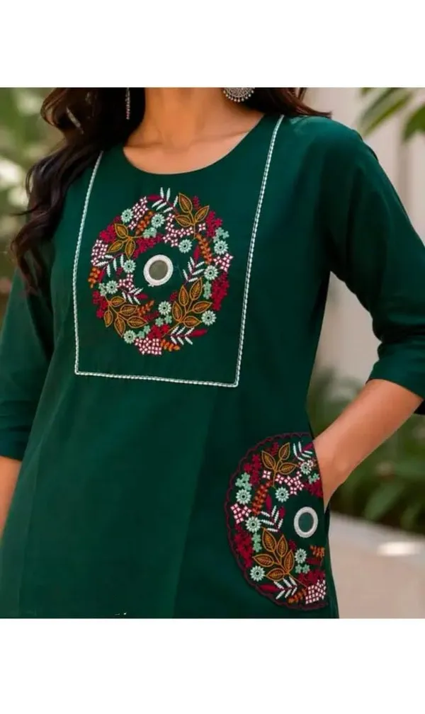Green_Cotton_Silk_Straight_Kurta_With_Bottomwear_For_Women