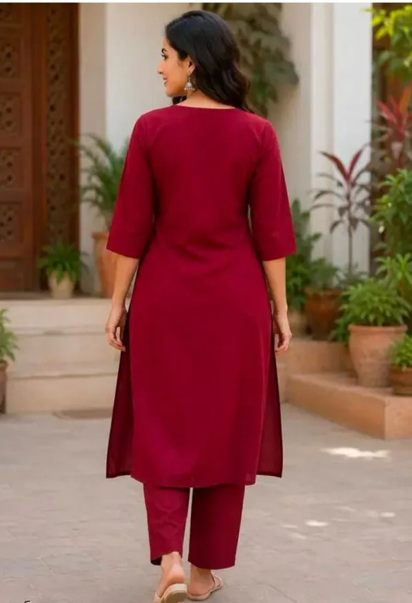 Maroon_Cotton_Silk_Straight_Kurta_With_Bottomwear_For_Women