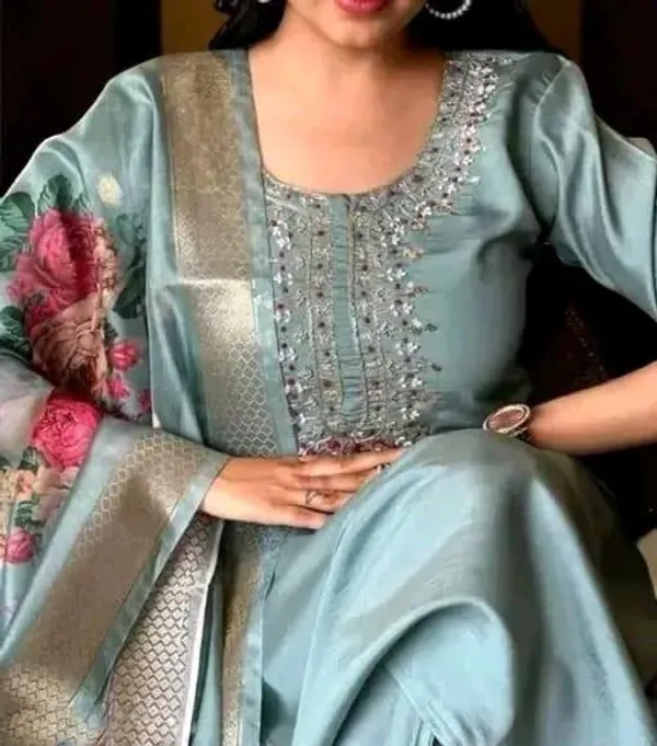 Olive_Green_Cotton_Silk_Straight_Kurta_Set_With_Dupatta_For_Women