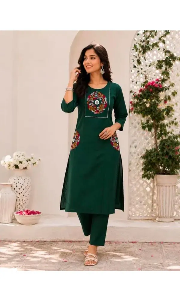 Green_Cotton_Silk_Straight_Kurta_With_Bottomwear_For_Women