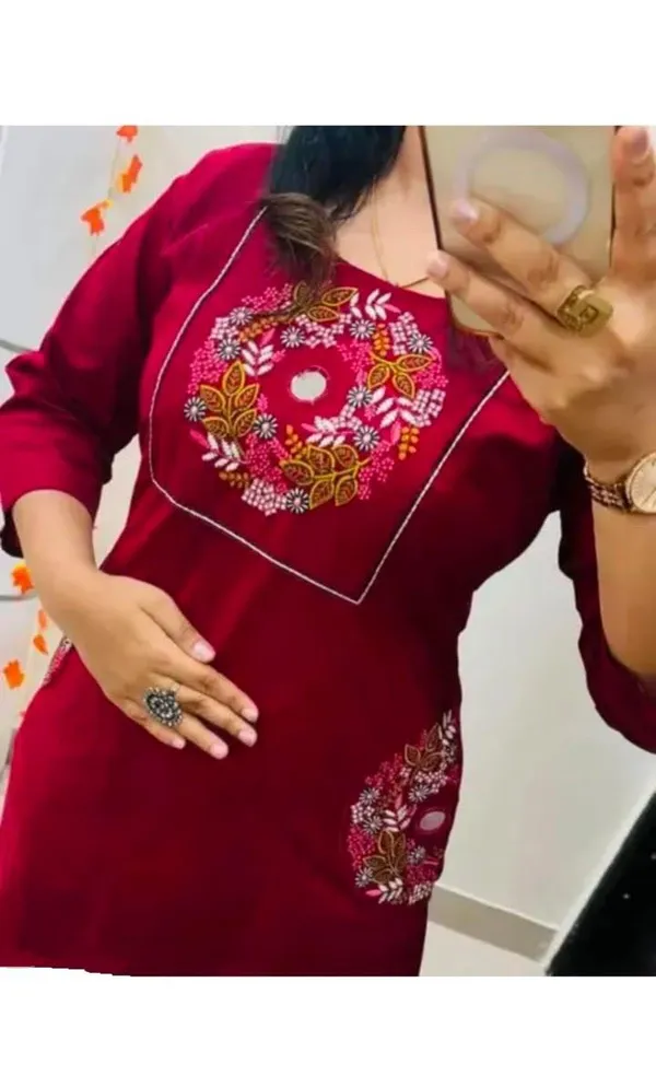 Maroon_Cotton_Silk_Straight_Kurta_With_Bottomwear_For_Women