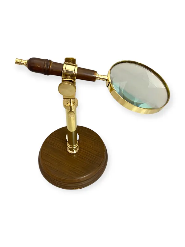 Brass_Wood_Vintage_Gold_Magnifying_Glass_On_Stand