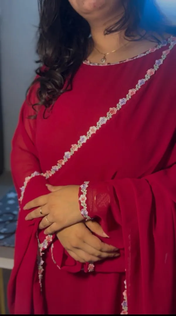 Red_Georgette_Floral_Border_Ethnic_Suit_Set_For_Women