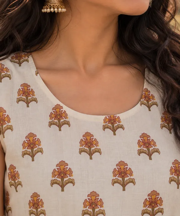 Chameli_White_Cotton_Printed_Sleeveless_Kurta_Set_For_Women