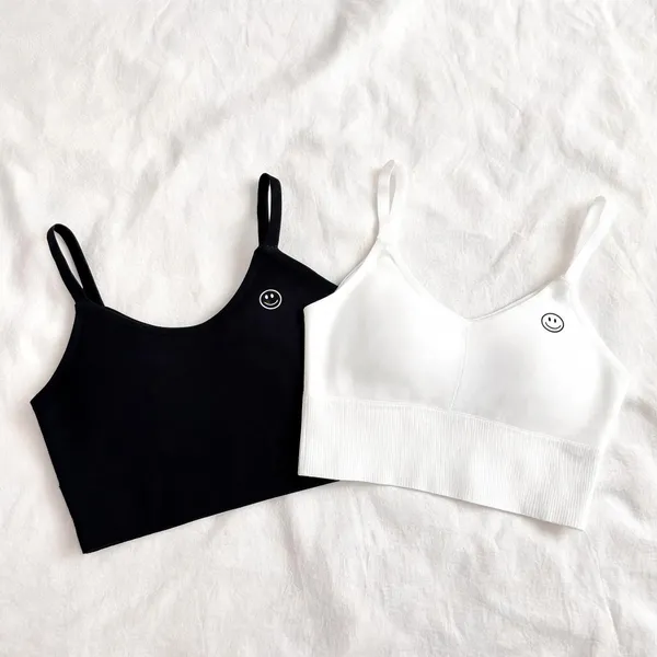 Black_And_White_Seamless_Bralette_Crop_Top_for_Women