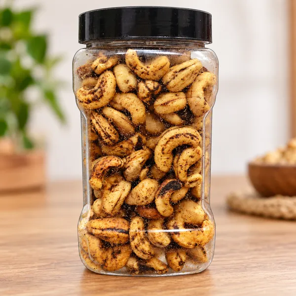 Masala_Cashew_Nuts_In_Transparent_Jar