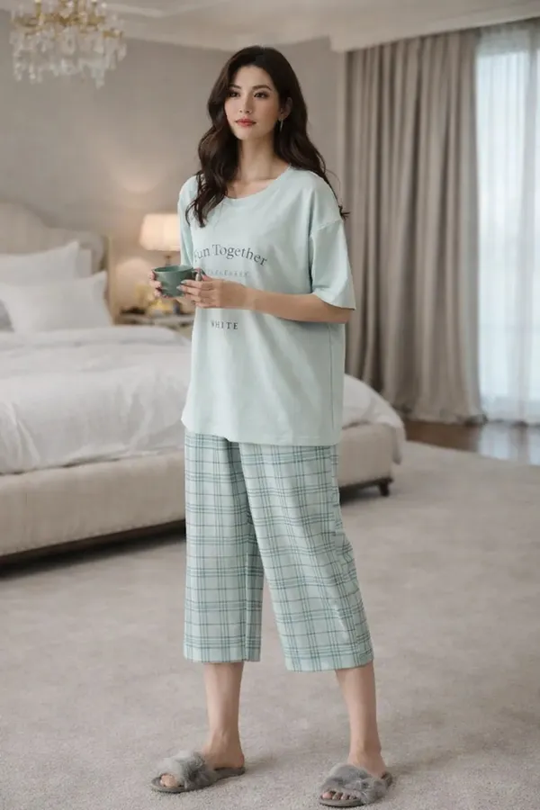 White_Plaid_Relaxed_Fit_Sleepwear_Set_for_Women